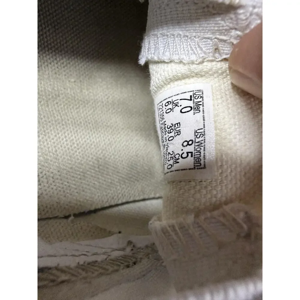 Vans slip shoes